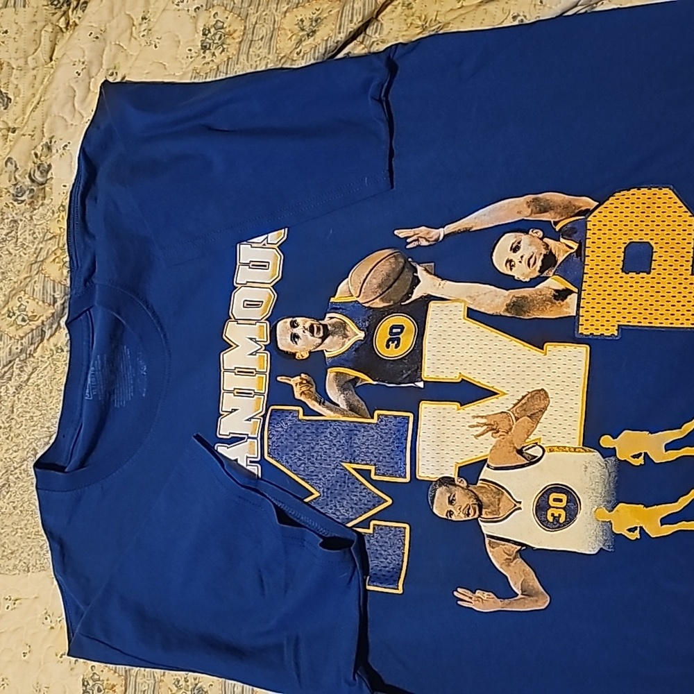 This is another xl nwot curry t-shirt size xl